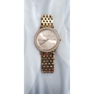 MICHAEK KORS - Rose Gold Face Watch